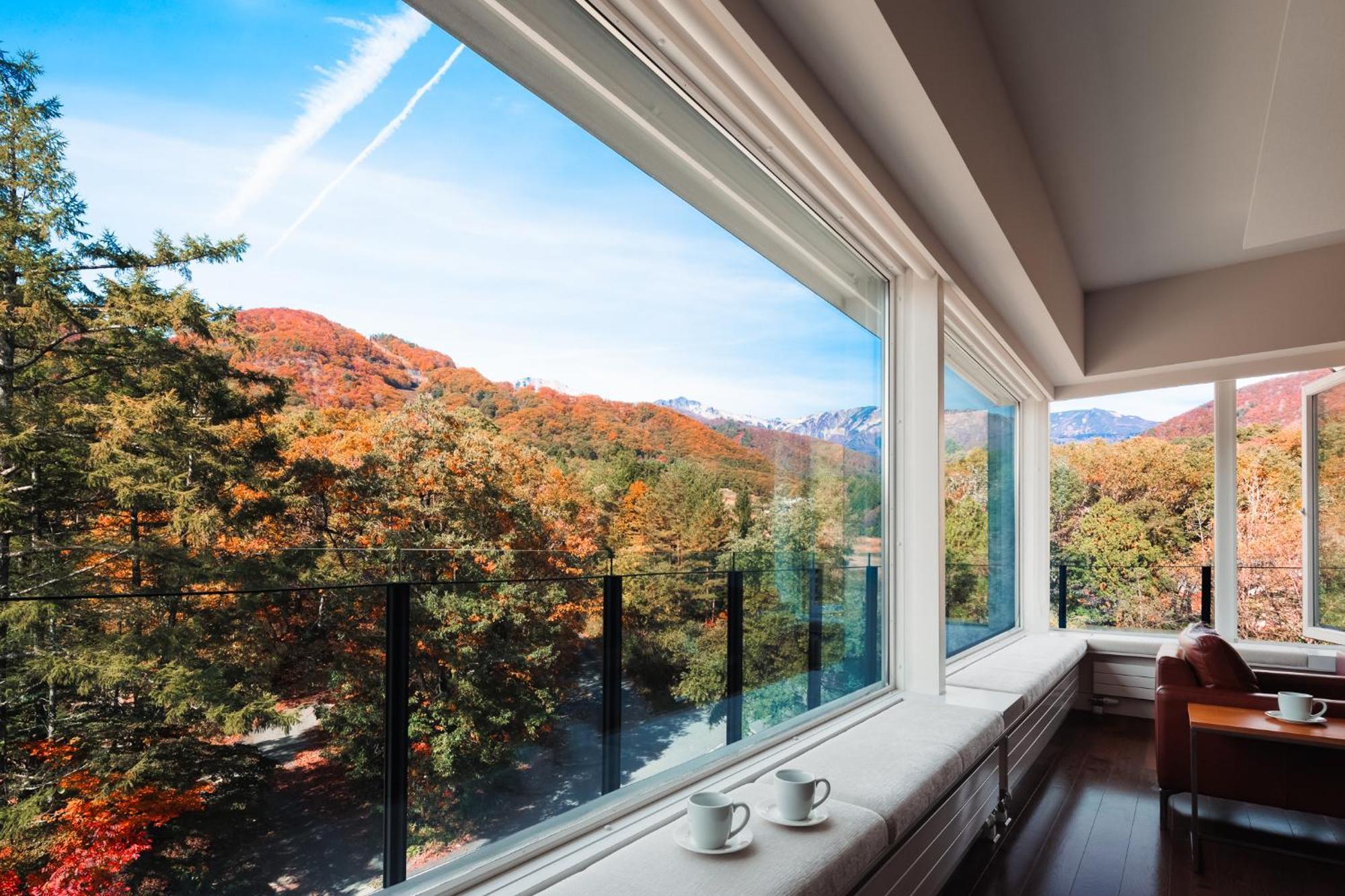 Mountain Side Hakuba Hotel Exterior photo